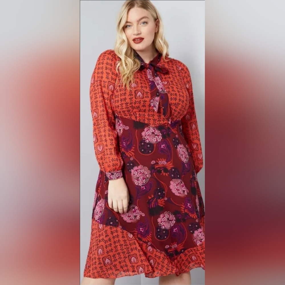 MODCLOTH X ANNA SUI Patterned Longsleeved Midi Dress